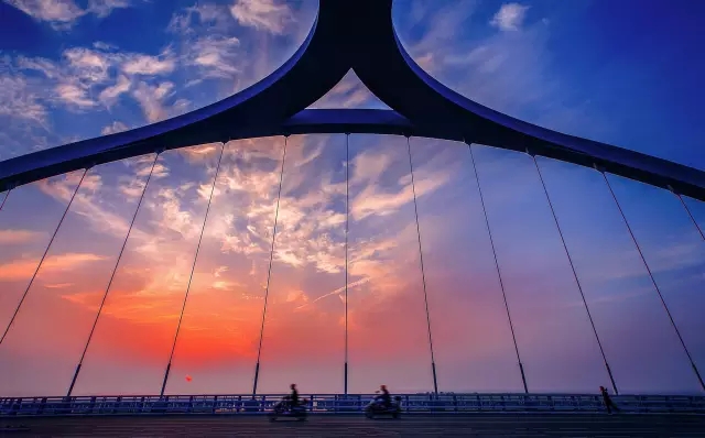 �������γ������������ĳ��У��Ϸʡ���ɽ���ߺ�